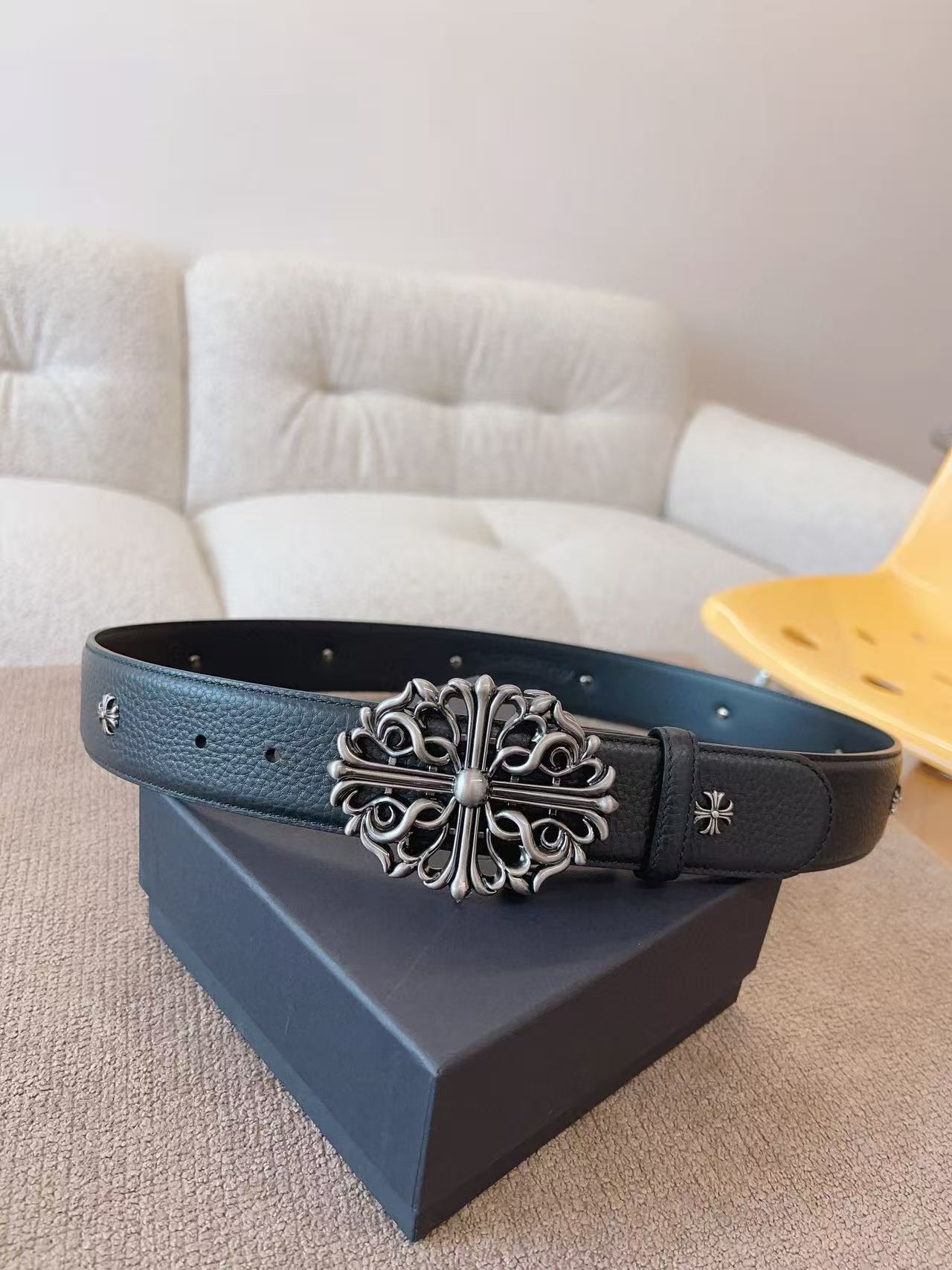 Accessories Belts — c8f1b20f Angle 1