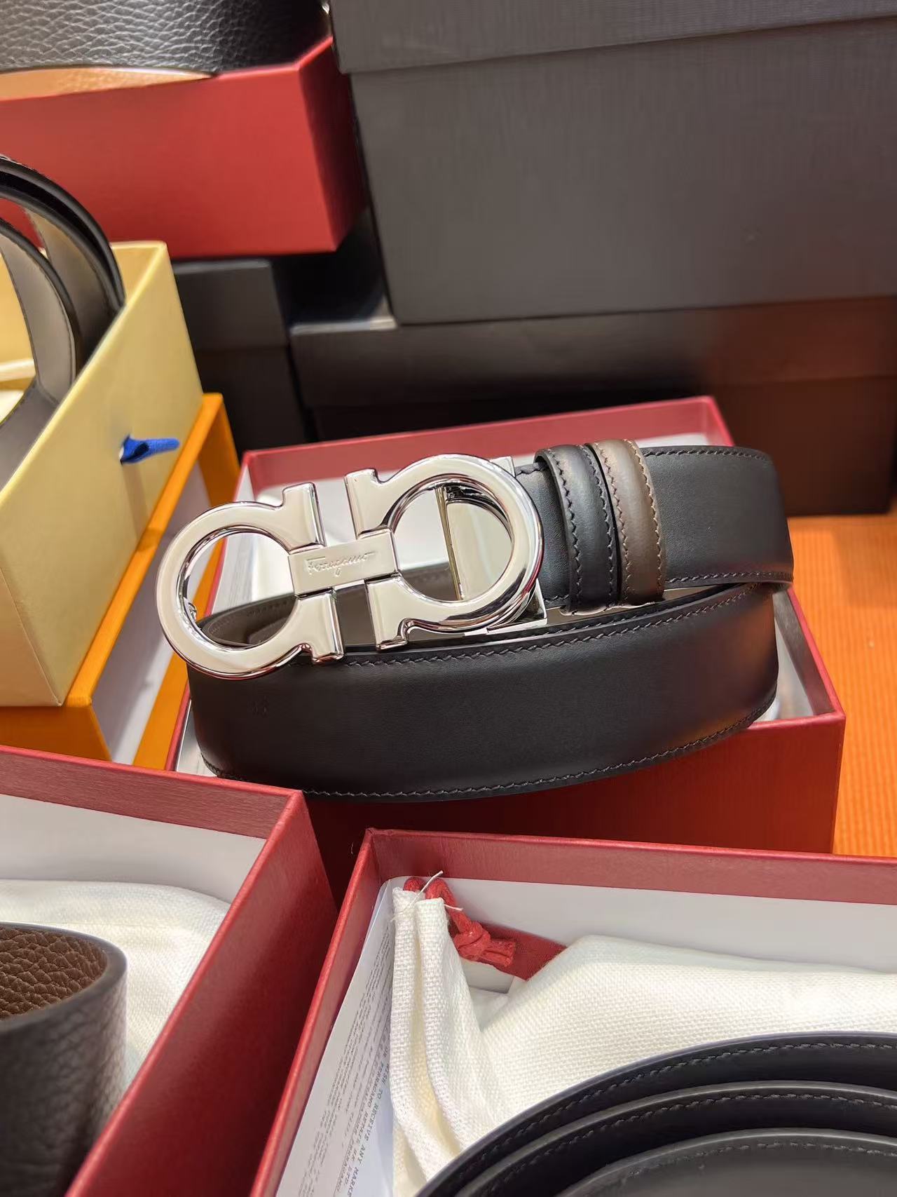 Accessories Belts — c963d0b4 Angle 1