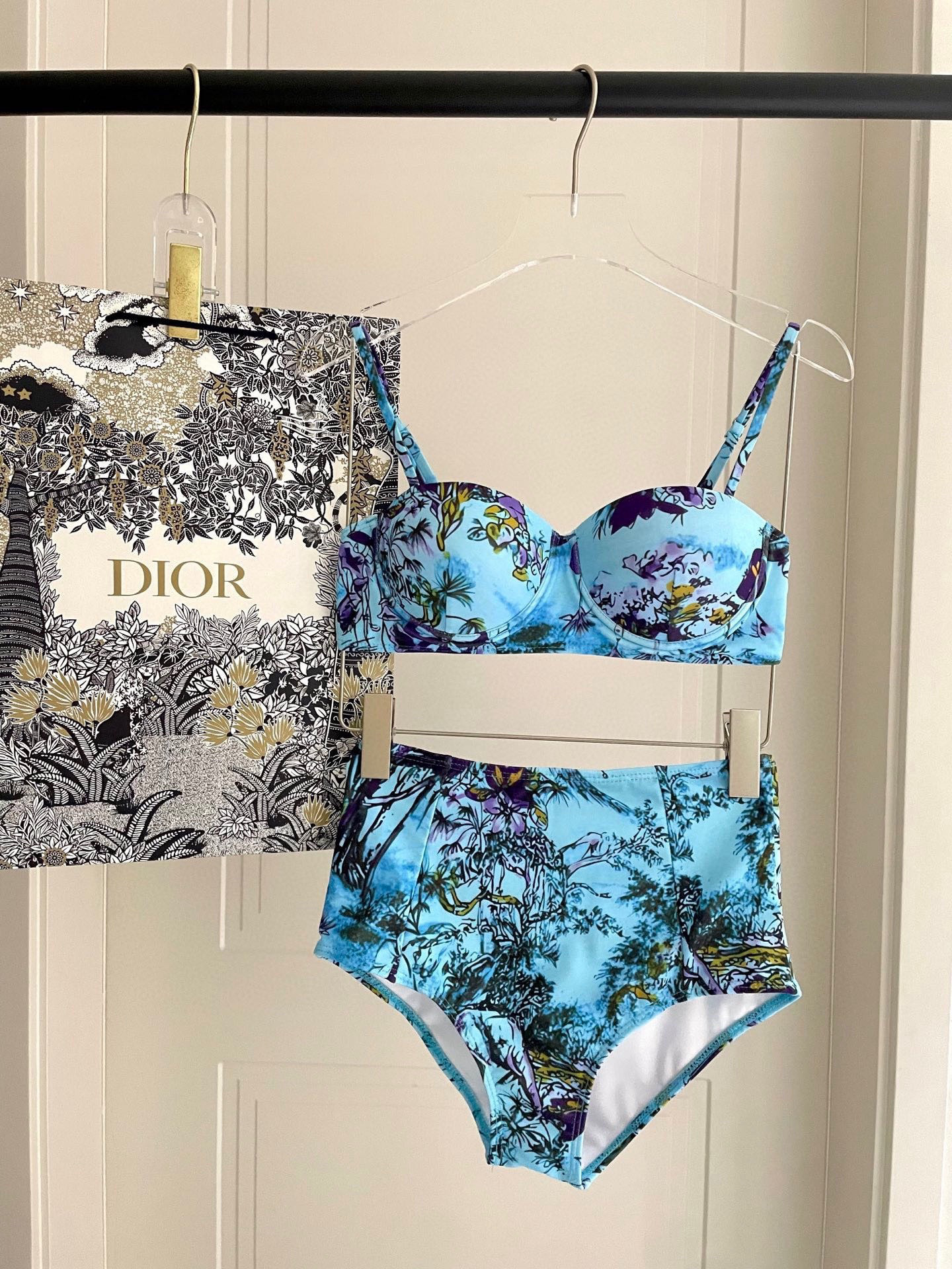 Accessories Bikinis — 7afc28b5 Angle 1