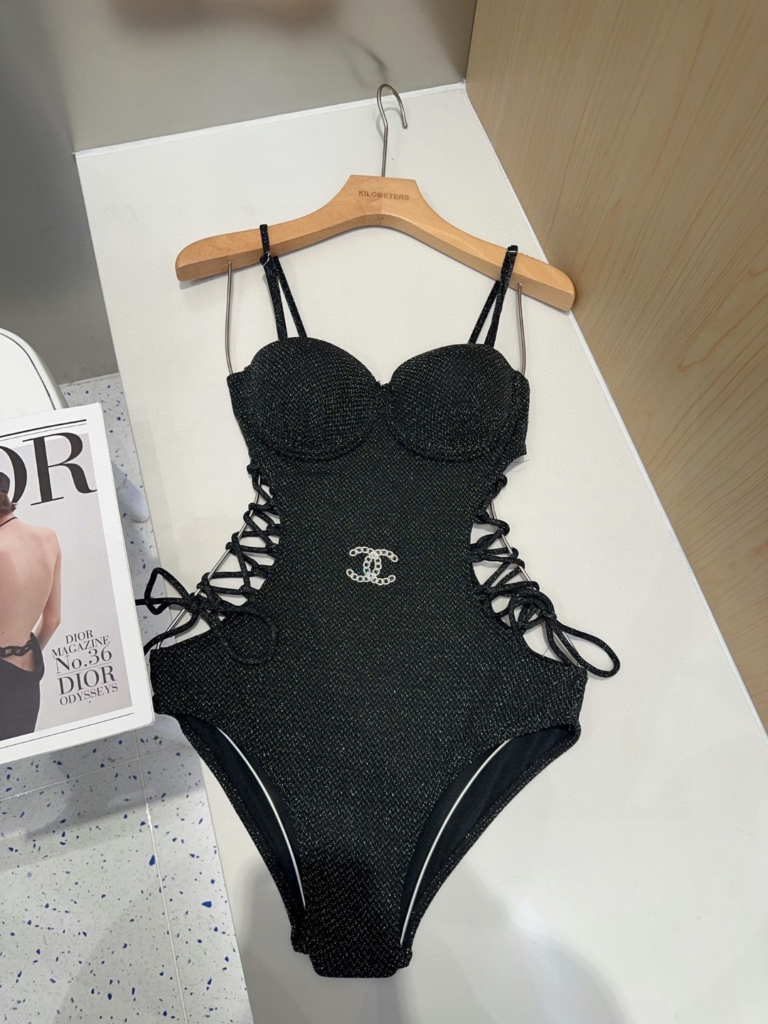 Accessories Bikinis — a6ed020f Angle 1