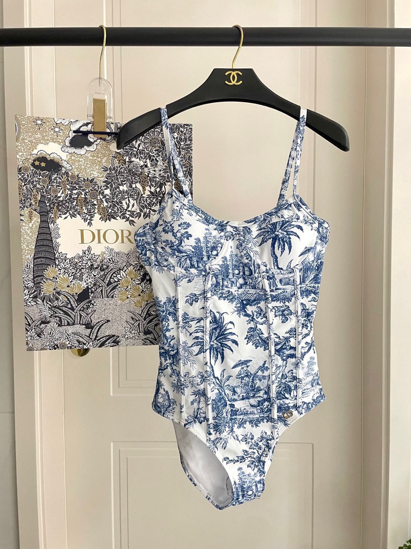 Accessories Bikinis — cae3a450 Angle 1