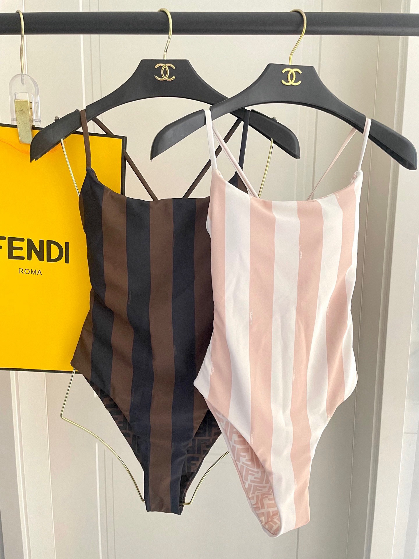 Accessories Bikinis — d5537a0f Angle 1
