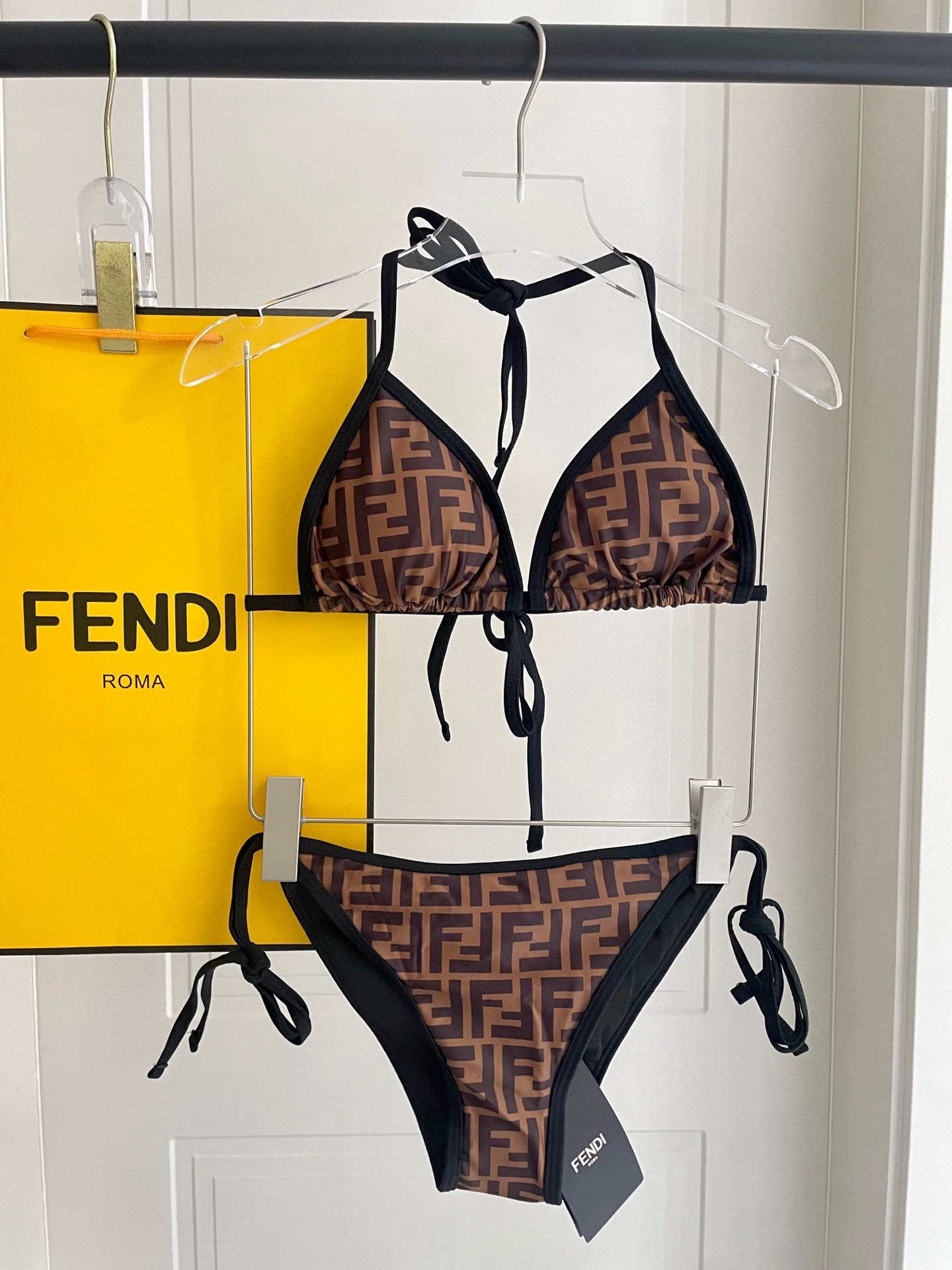 Accessories Bikinis — da427a5b Angle 1