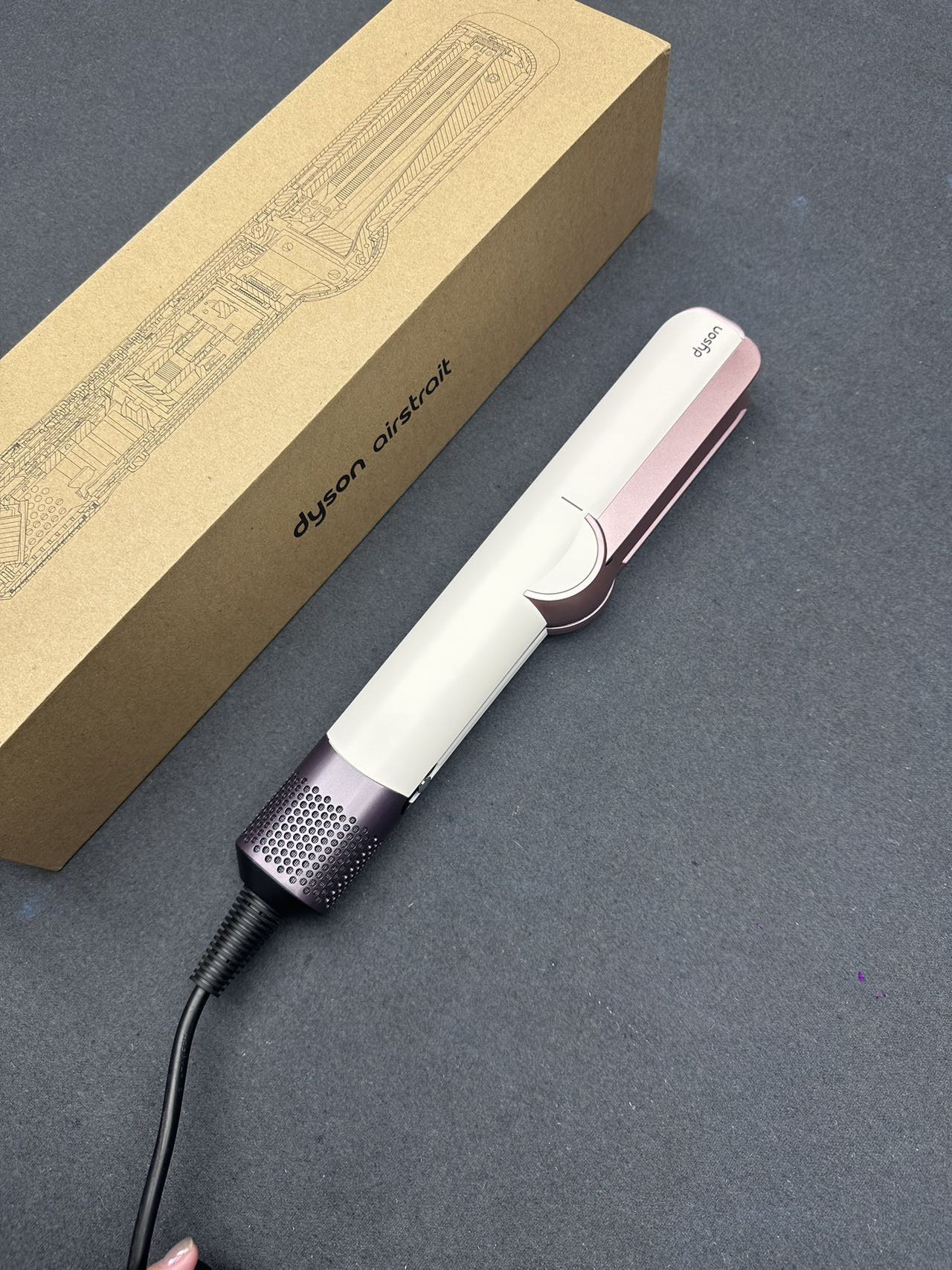 Accessories Electronics — 7c3c9f60 Angle 1