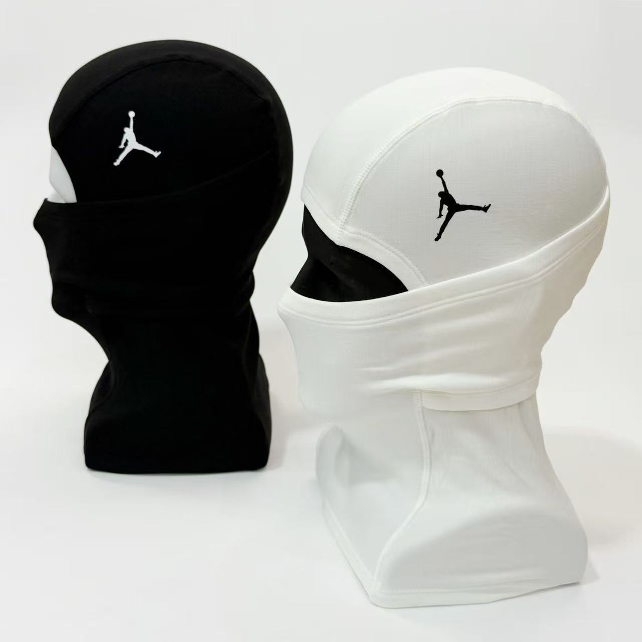 Accessories Face Masks — 437a5477 Angle 1