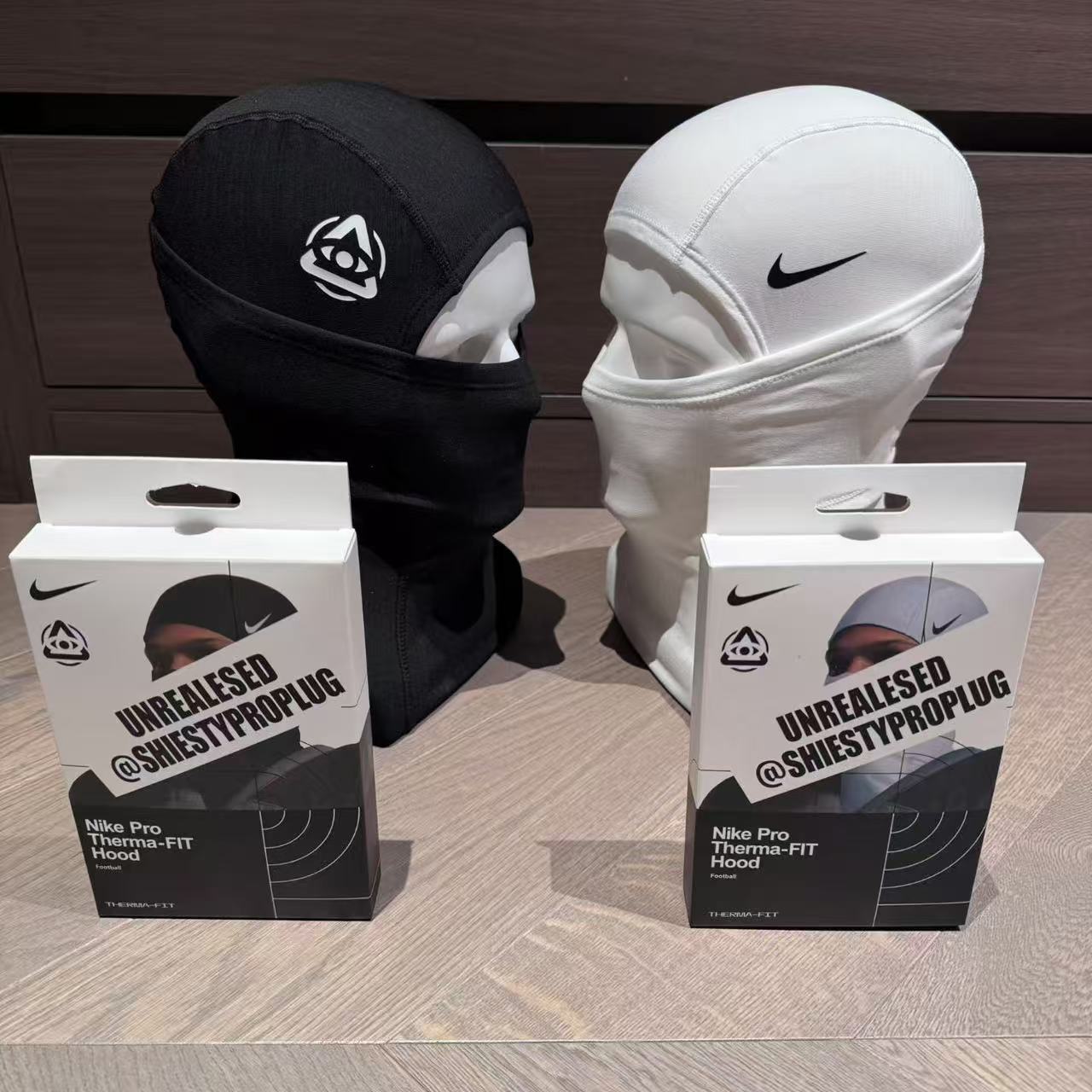 Accessories Face Masks — b55b15a3 Angle 1