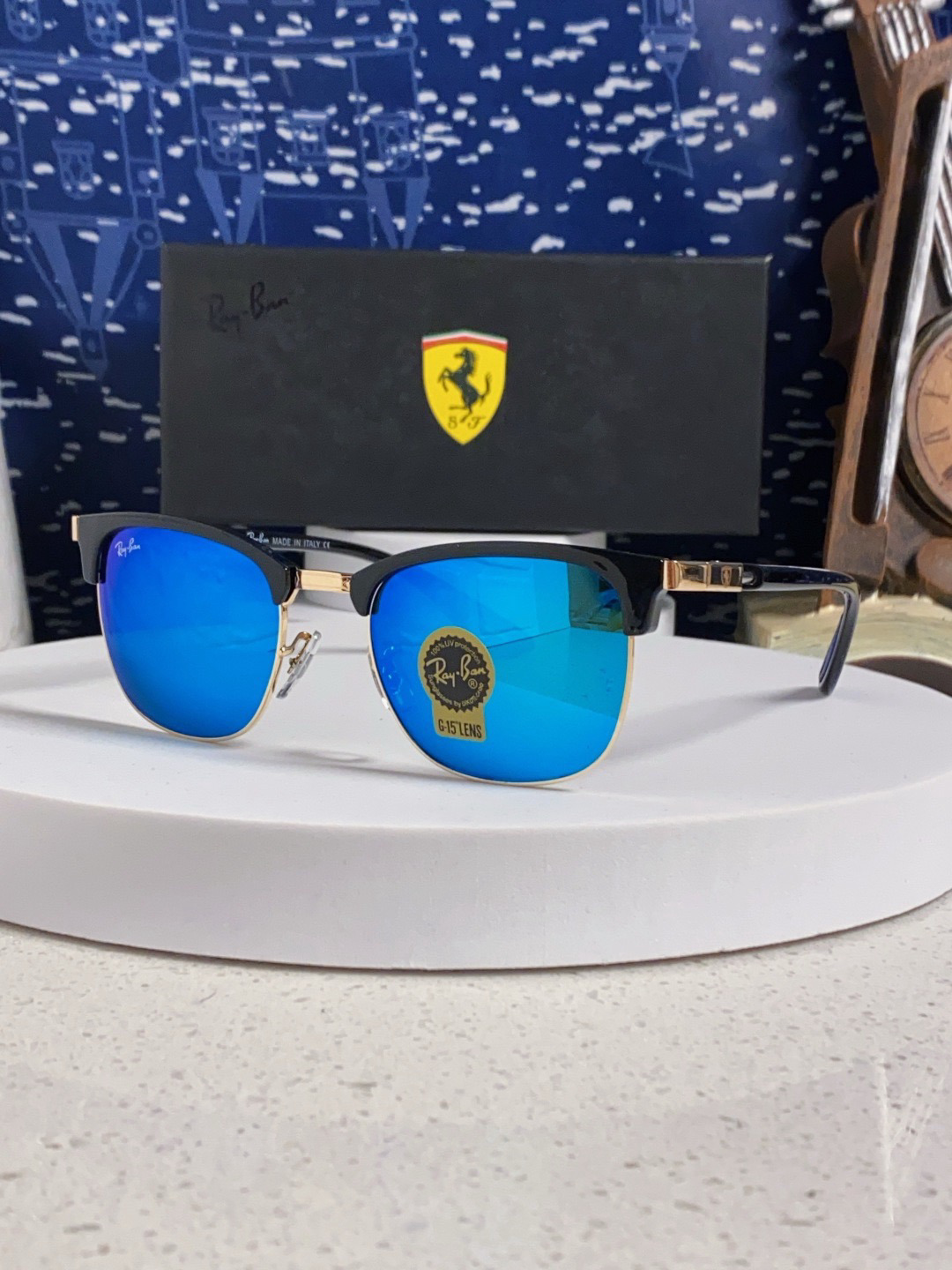 Accessories Sunglasses — 07984be9 Angle 1