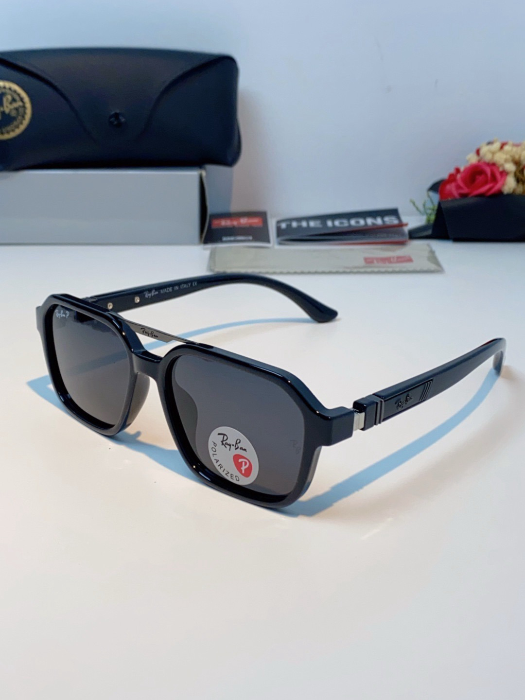 Accessories Sunglasses — 1f0311af Angle 1