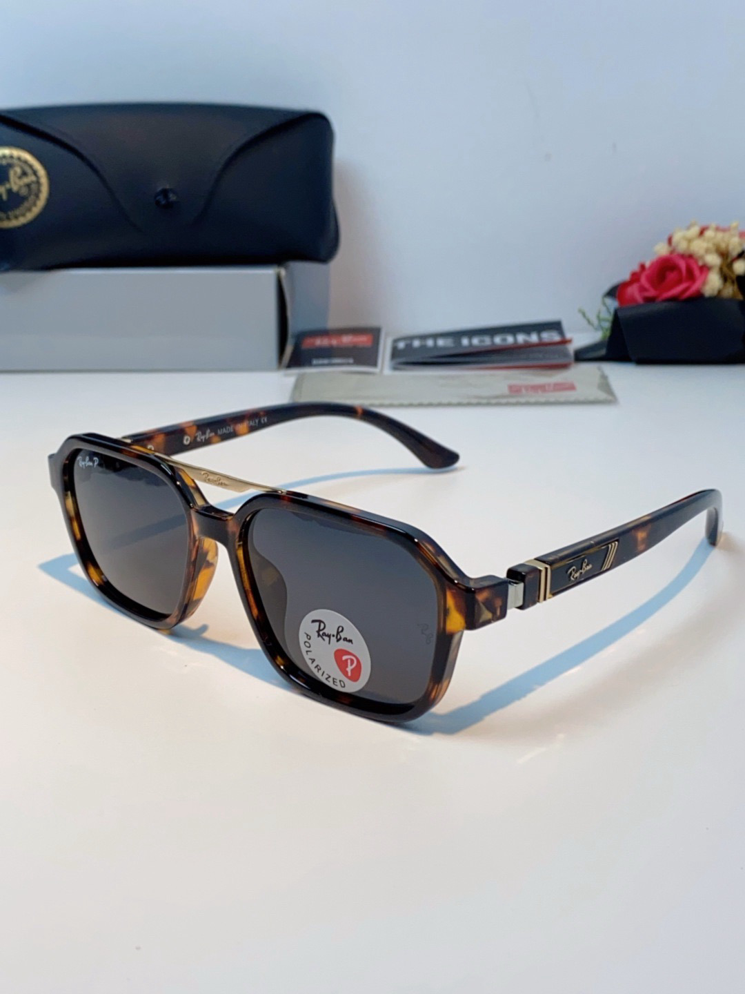 Accessories Sunglasses — 4967da71 Angle 1