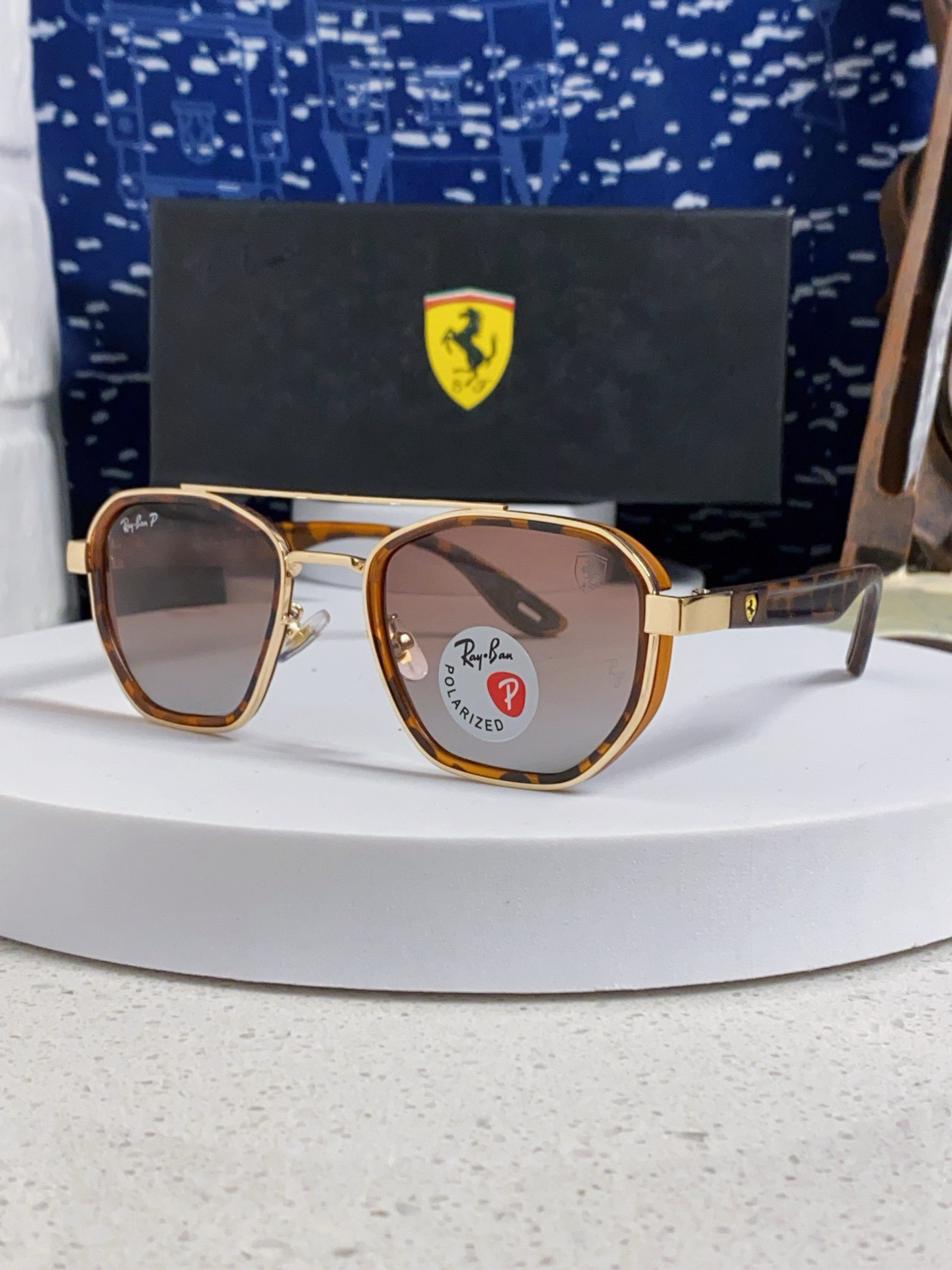 Accessories Sunglasses — 5bc602aa Angle 1