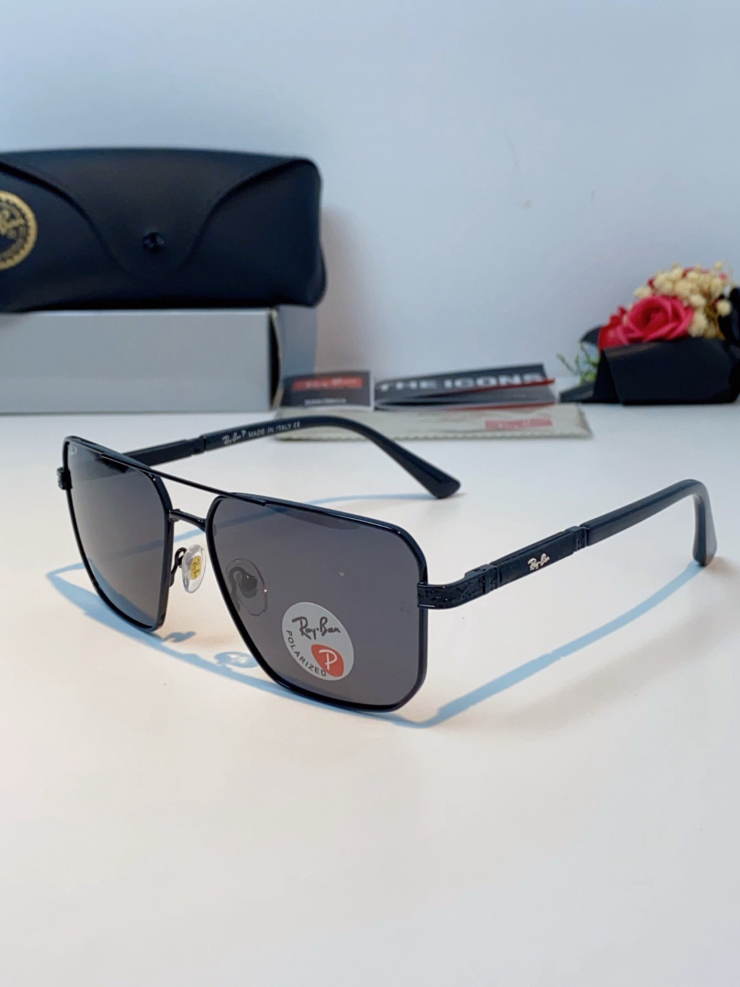 Accessories Sunglasses — 5c0de732 Angle 1