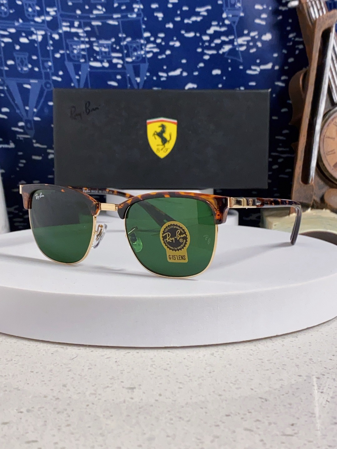 Accessories Sunglasses — 62dfa814 Angle 1