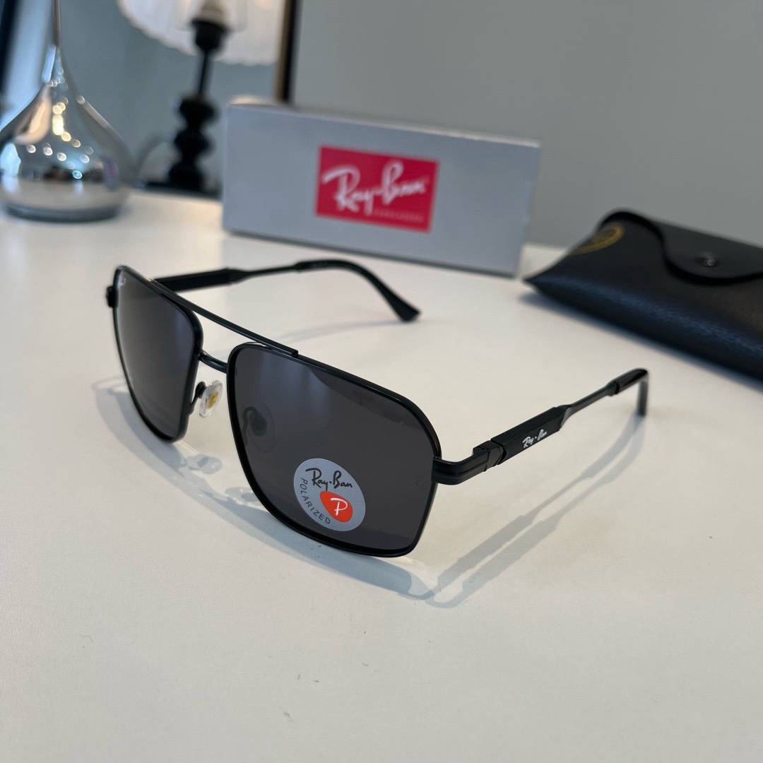 Accessories Sunglasses — 7cd49112 Angle 1