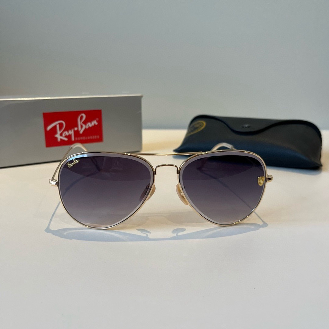 Accessories Sunglasses — b5ed4643 Angle 1