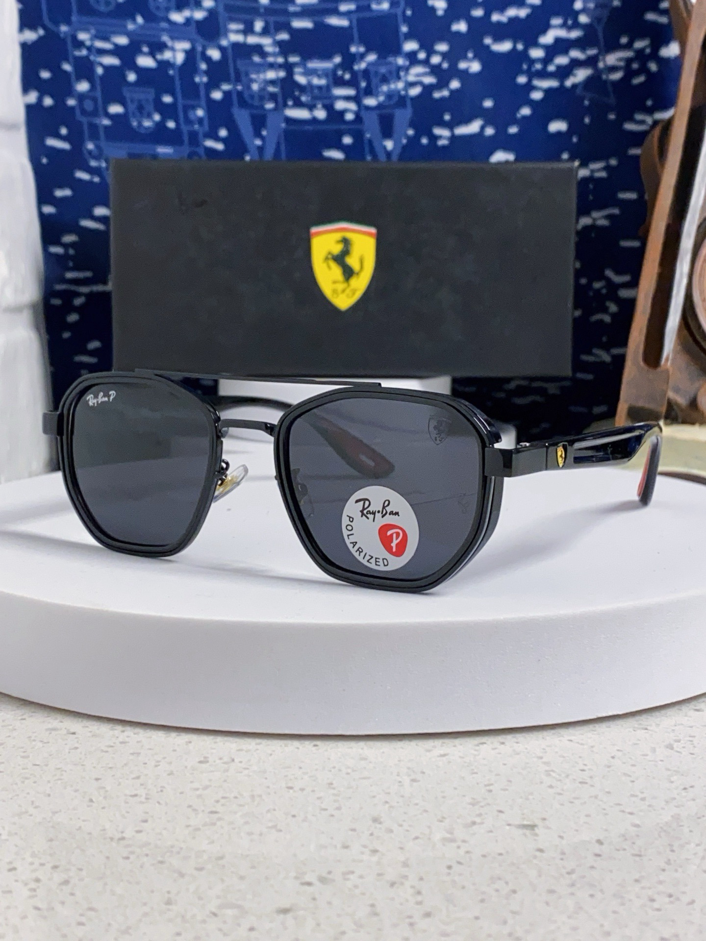Accessories Sunglasses — bad5214d Angle 1