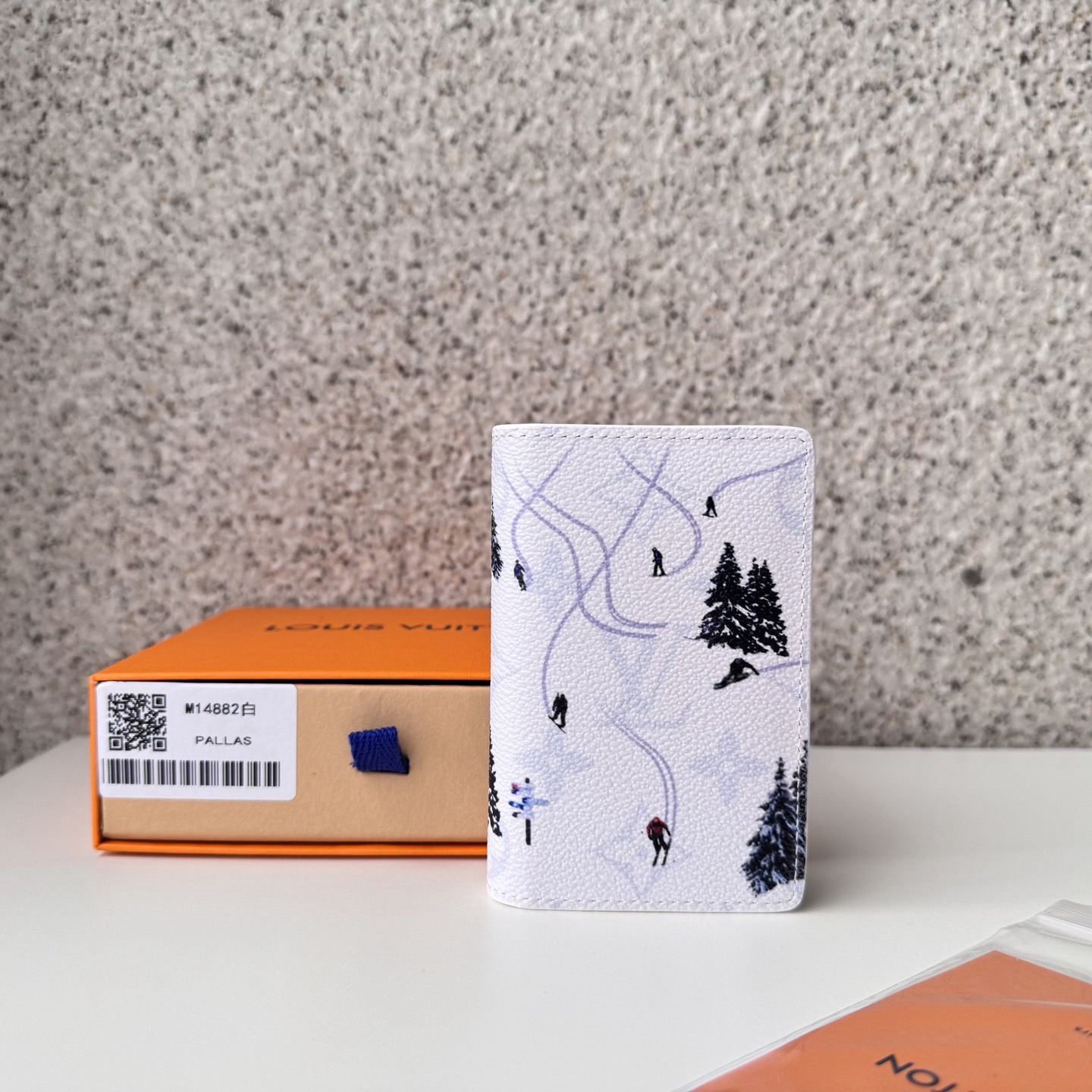 Accessories Wallets — 1f1291a6 Angle 1