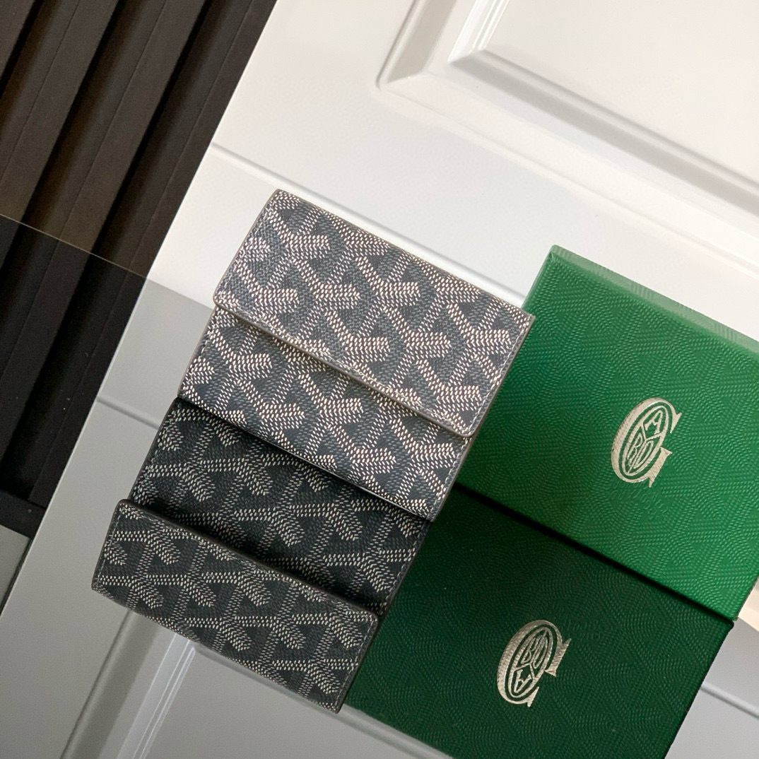 Accessories Wallets — 4cfd1165 Angle 1