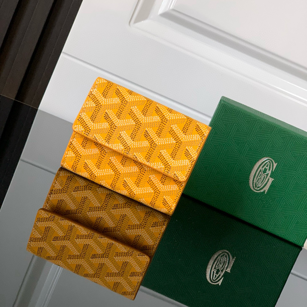 Accessories Wallets — 541c0197 Angle 1