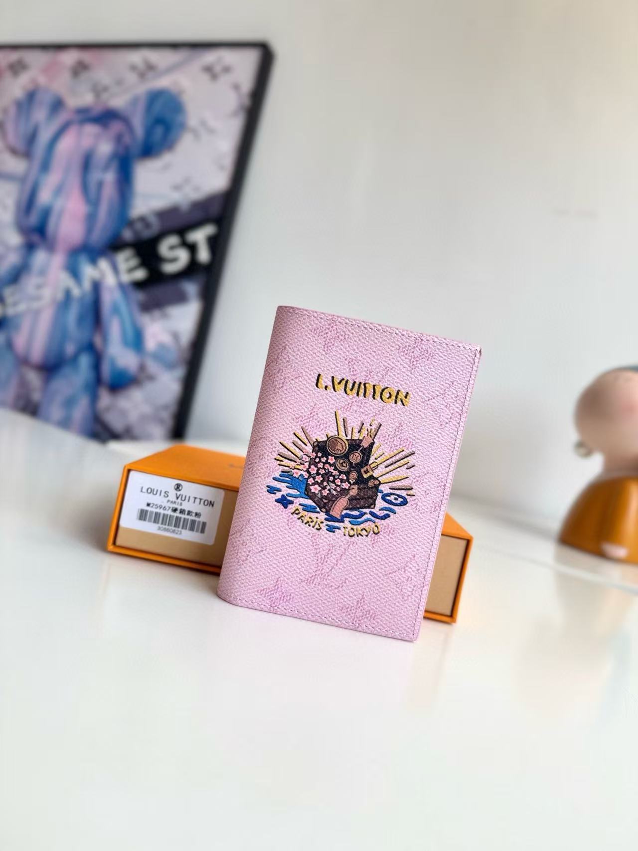 Accessories Wallets — 6c945d00 Angle 1