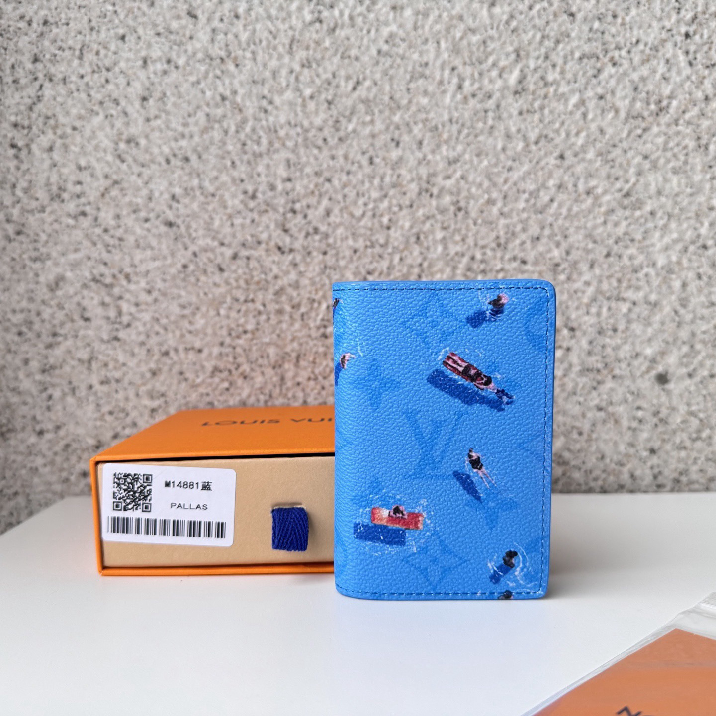 Accessories Wallets — 6f49df0c Angle 1