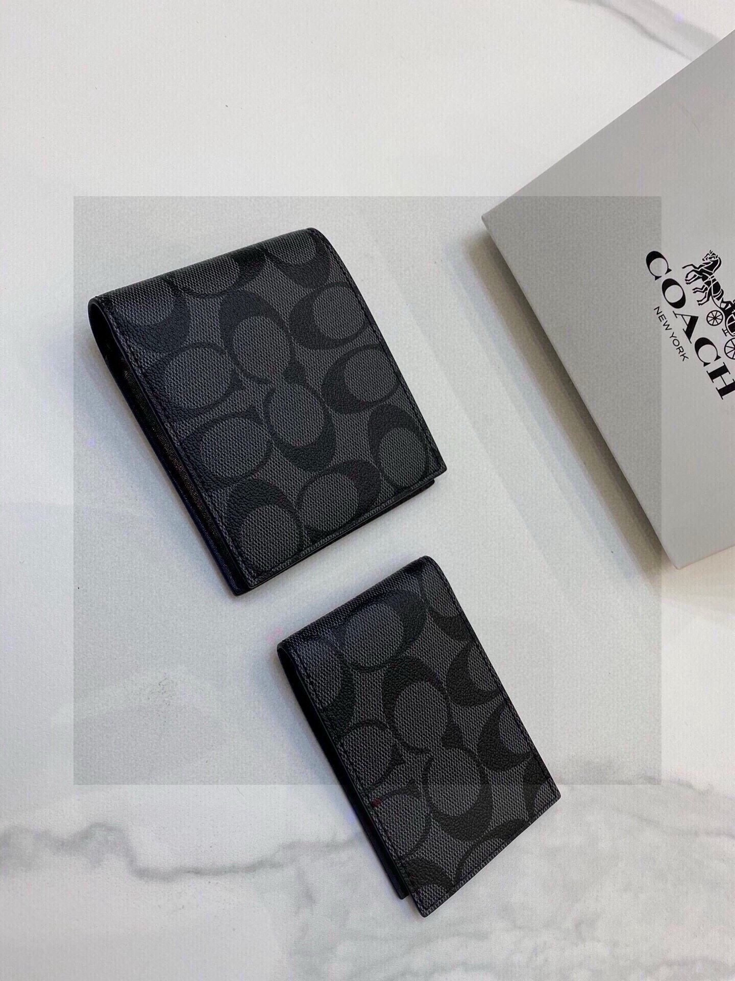 Accessories Wallets — bb721a79 Angle 1