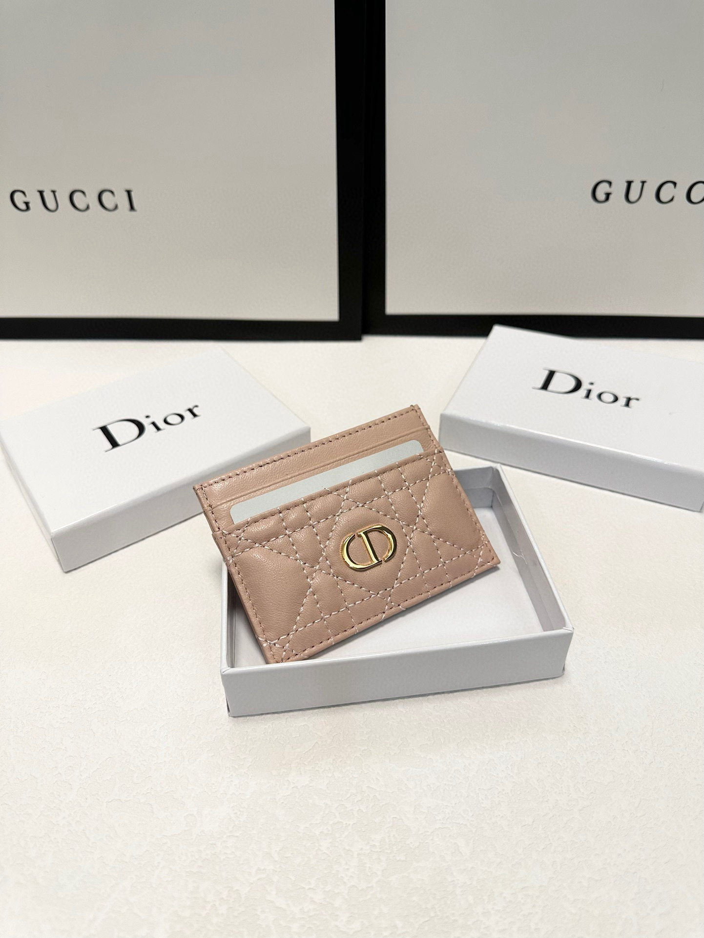 Accessories Wallets — be4ed707 Angle 1