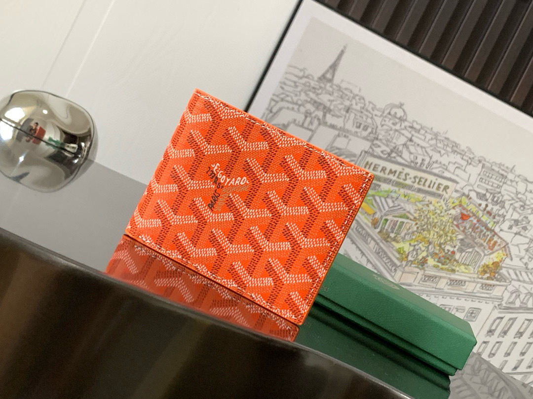 Accessories Wallets — c60deda8 Angle 1