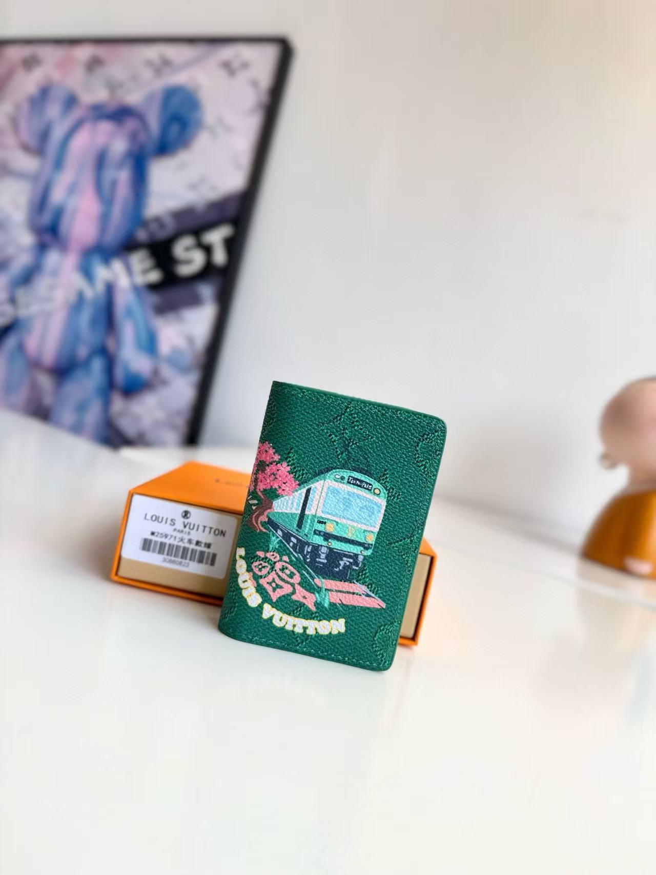 Accessories Wallets — e21b2812 Angle 1
