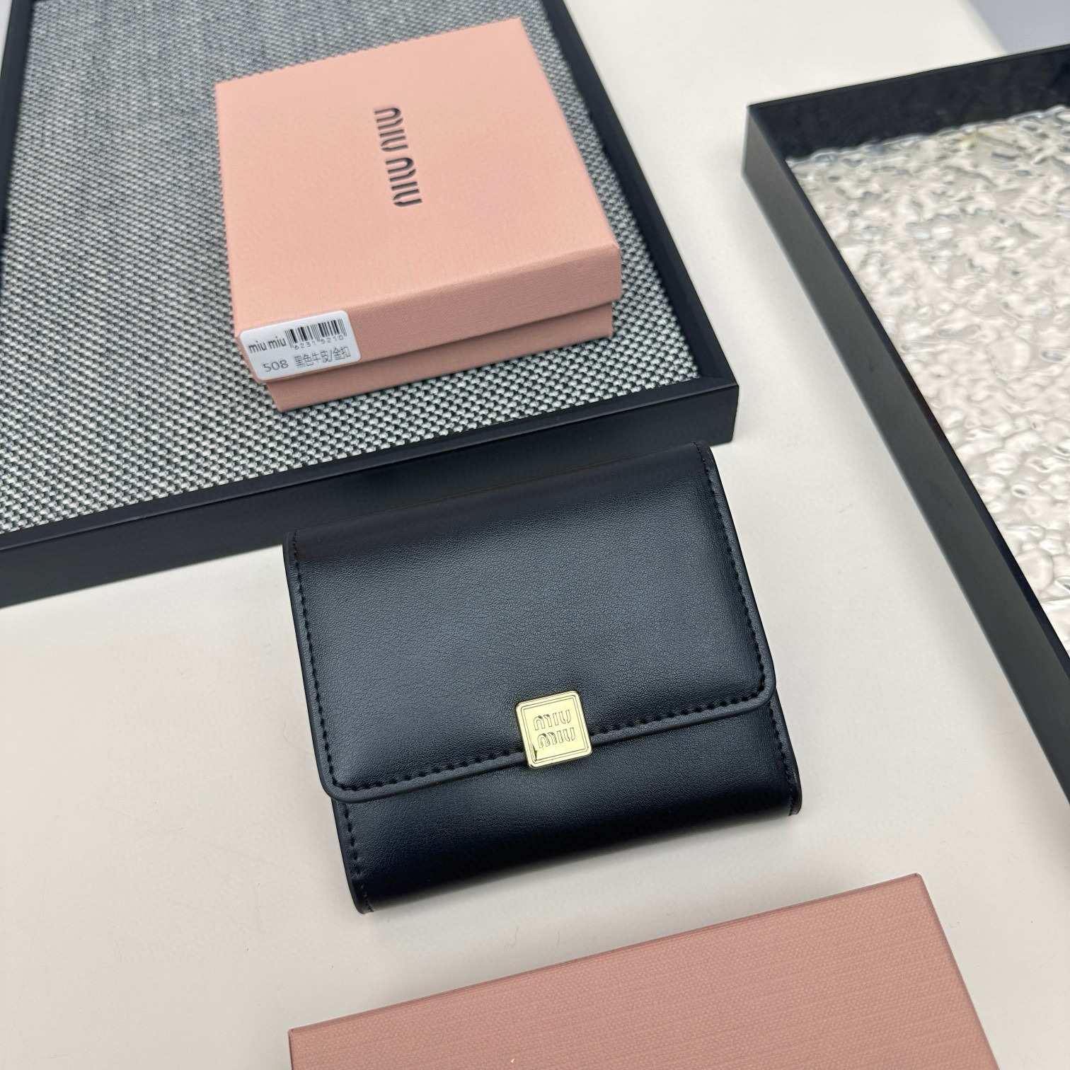Accessories Womens Wallets — 057459c1 Angle 1