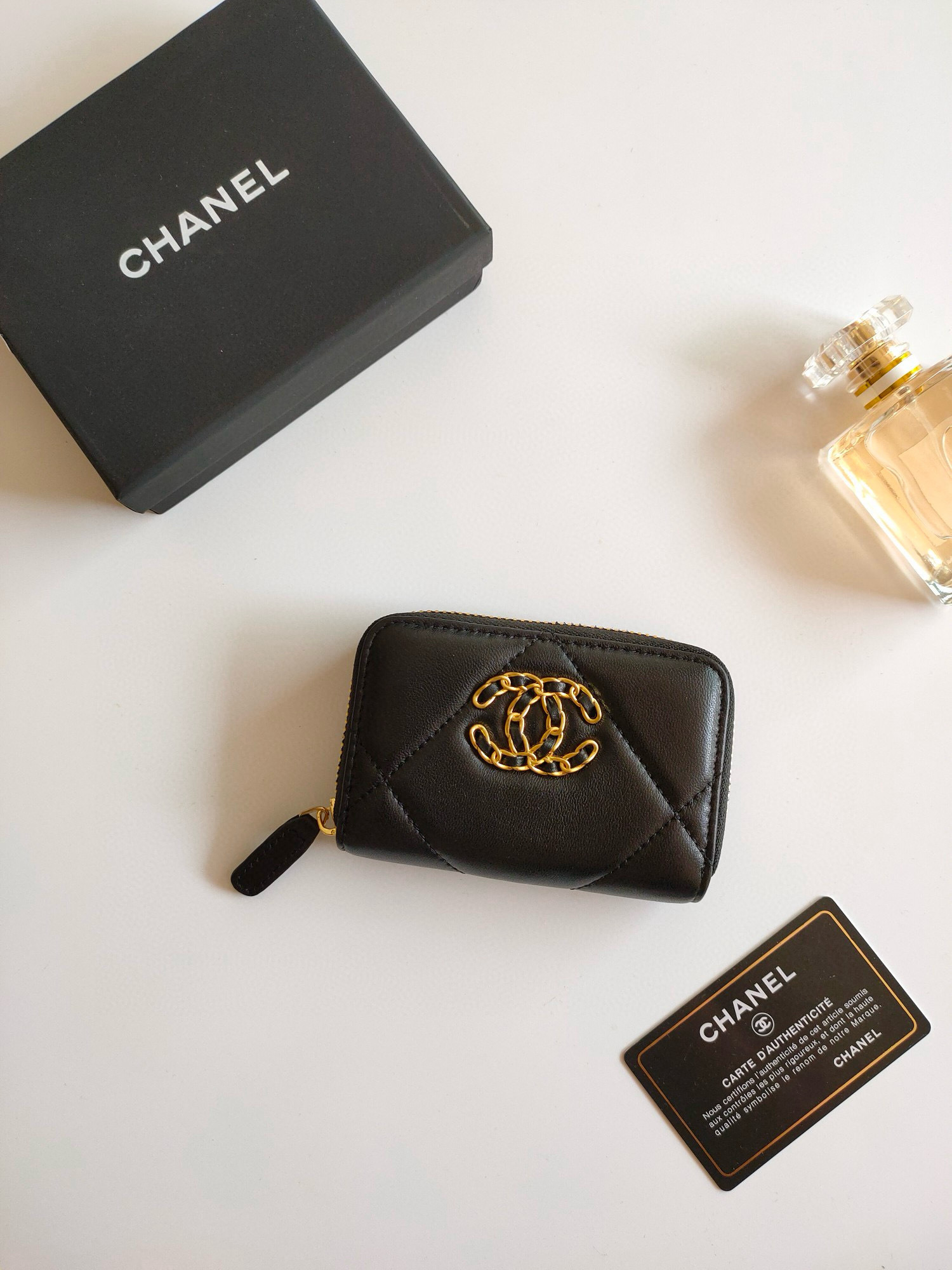 Accessories Womens Wallets — 1b243652 Angle 1