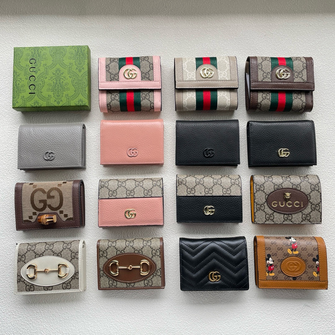 Accessories Womens Wallets — 2b1c8467 Angle 1