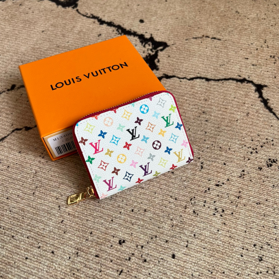 Accessories Womens Wallets — 6ca98069 Angle 1