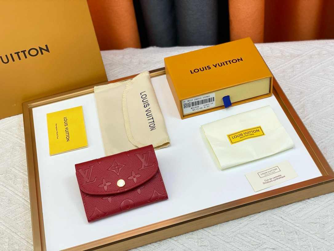 Accessories Womens Wallets — 89177f5f Angle 1