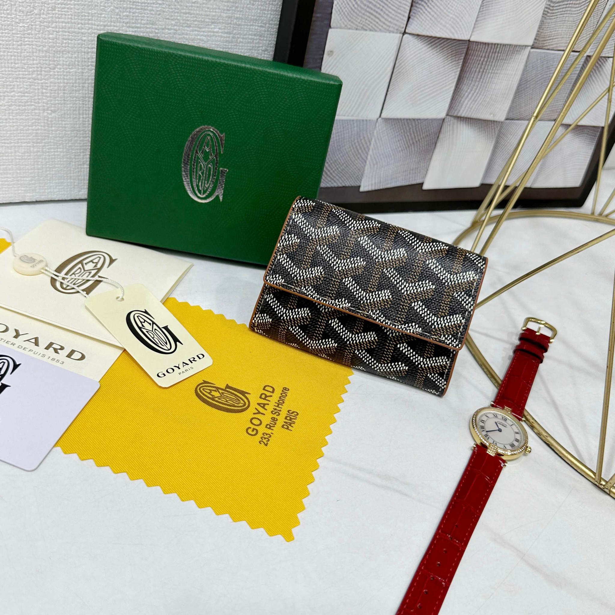 Accessories Womens Wallets — a4bd12e0 Angle 1