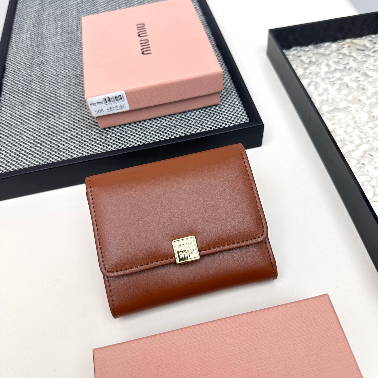 Accessories Womens Wallets — ce46f484 Angle 1