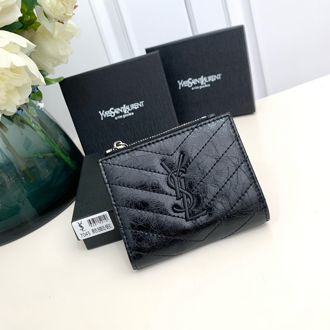 Accessories Womens Wallets — ce5fd266 Angle 1