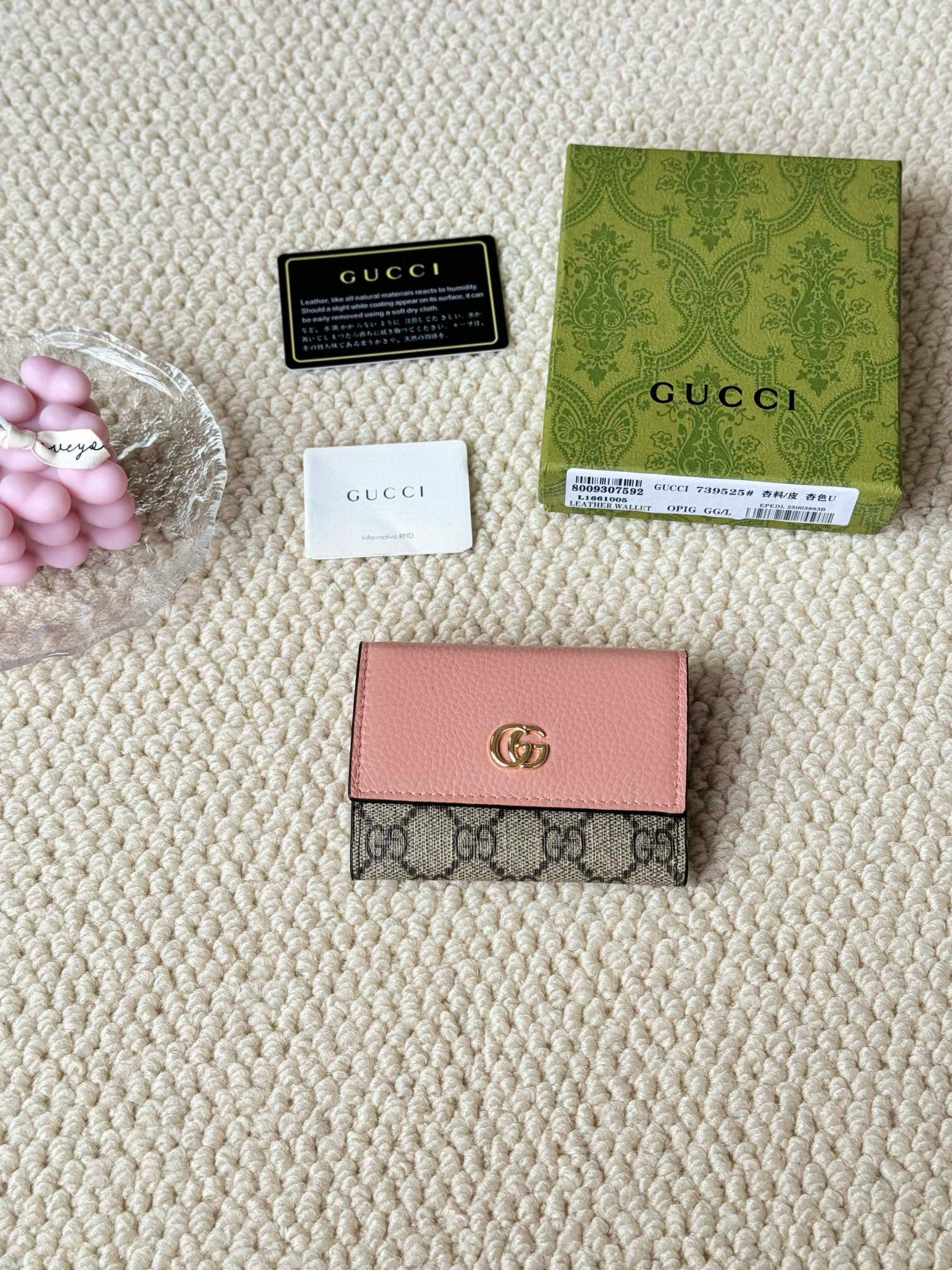 Accessories Womens Wallets — d564947d Angle 1