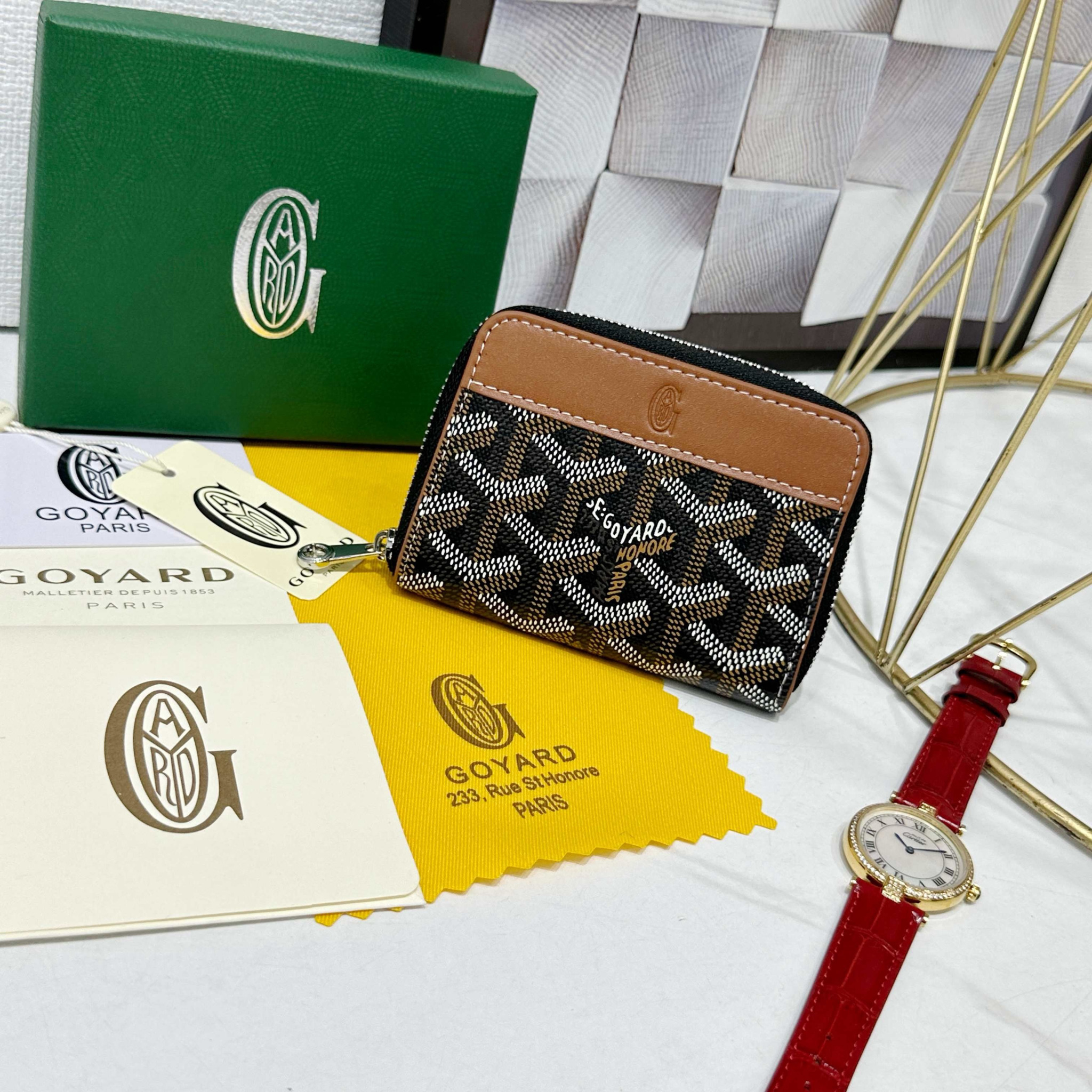 Accessories Womens Wallets — fdc04252 Angle 1