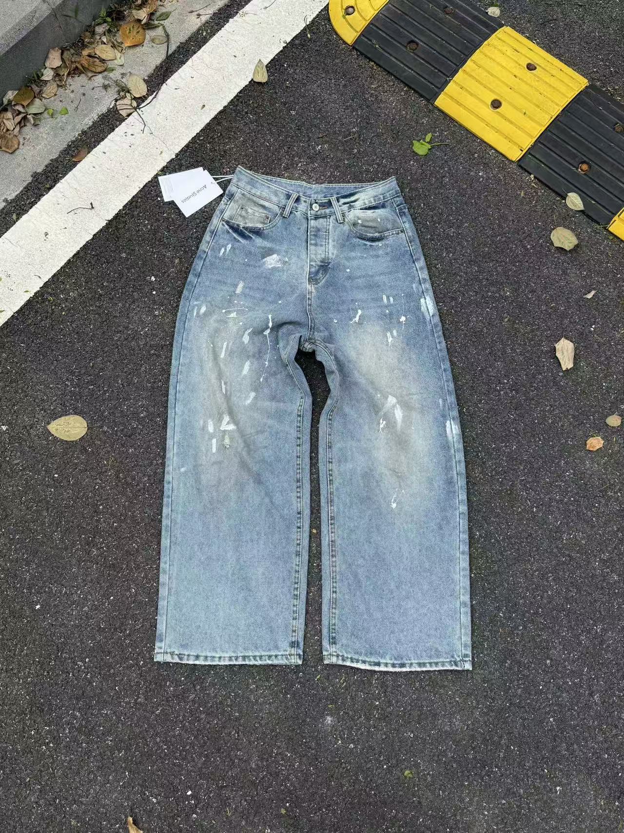 Acne Studios Pants — b69c3d32 Angle 1