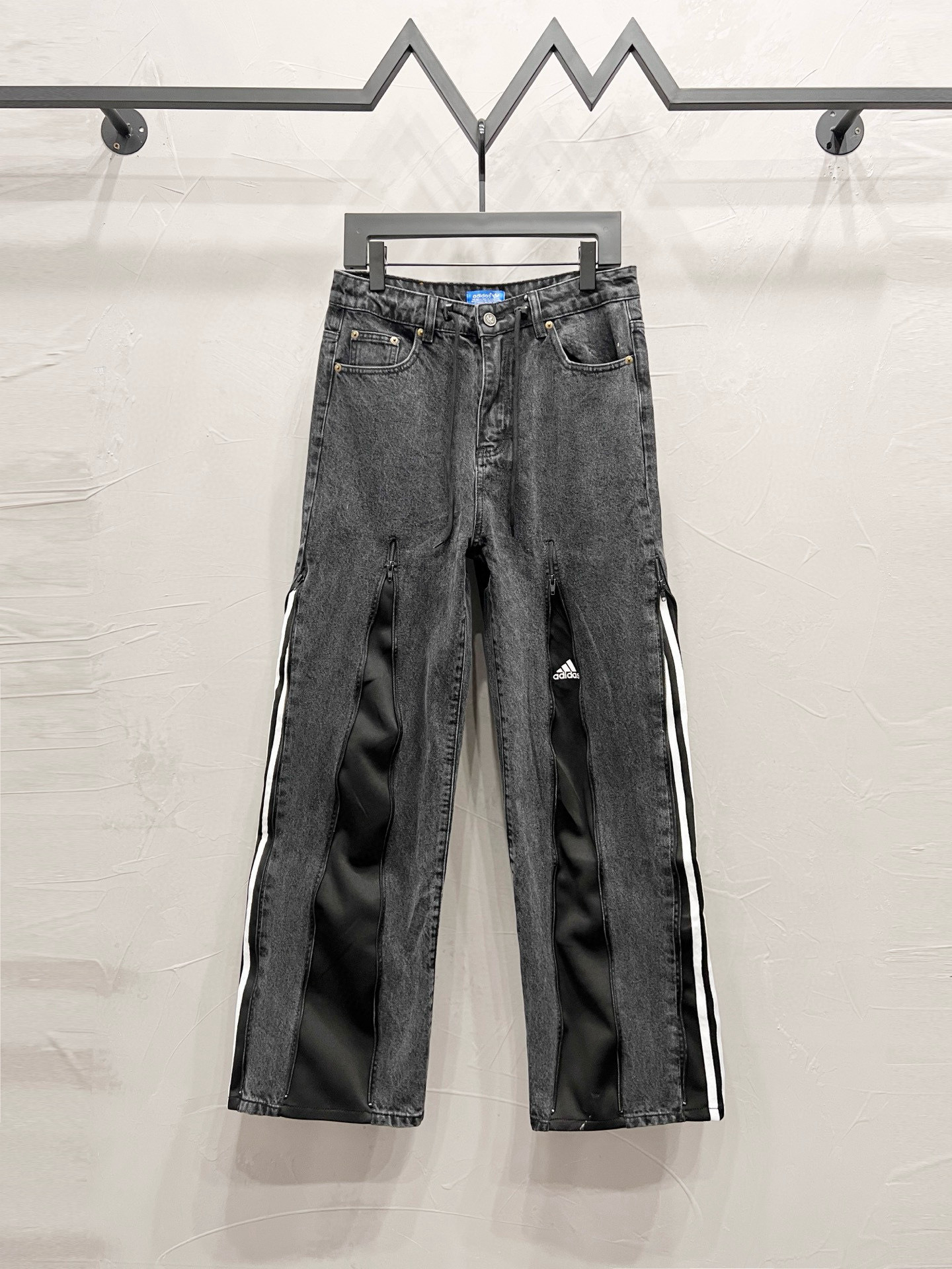 Adidas Pants — a747fbac Angle 1