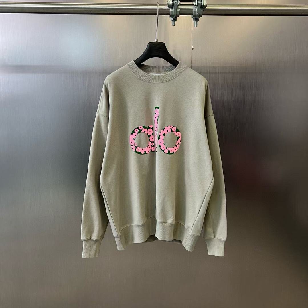 Alo Sweatshirt — 20398166 Angle 1