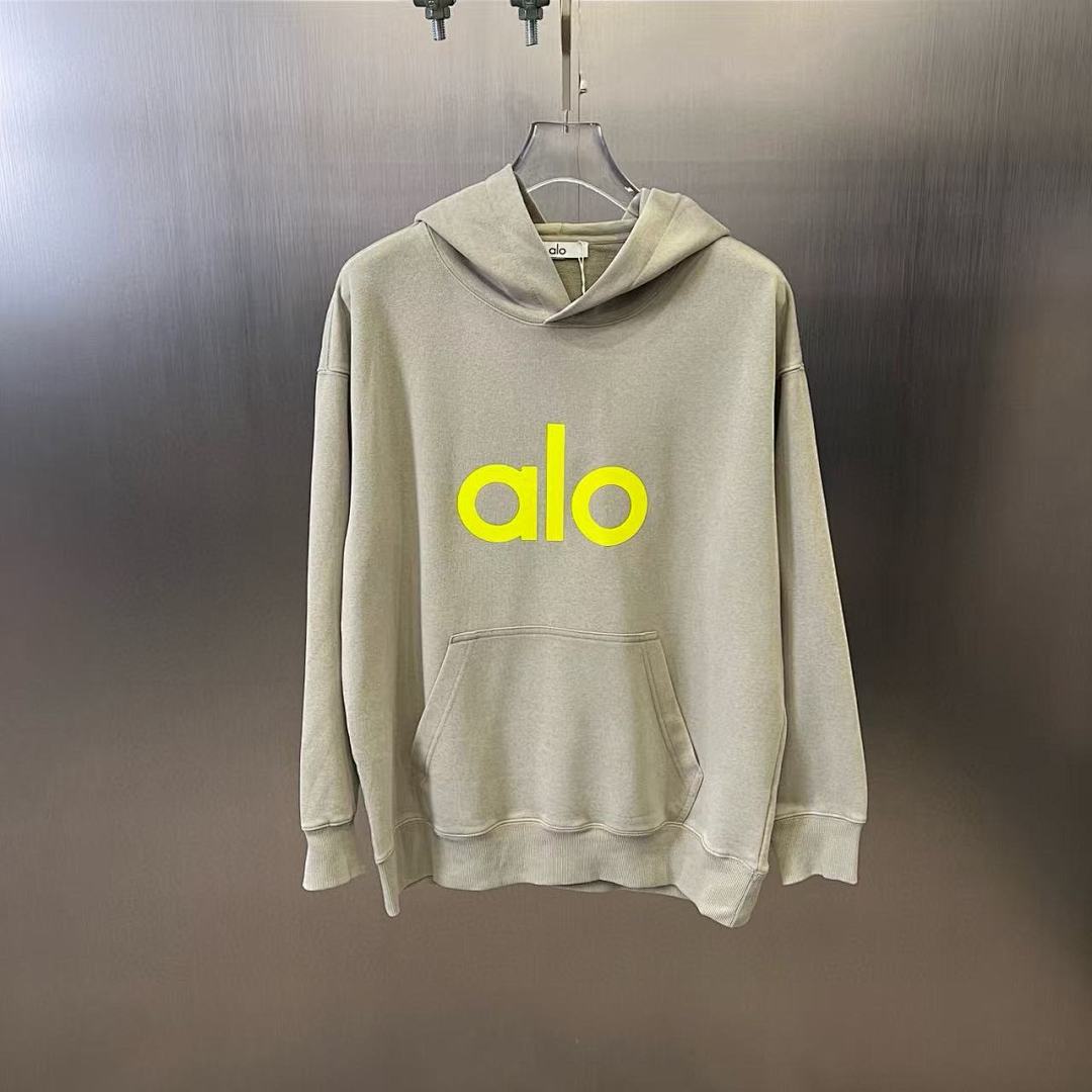 Alo Sweatshirt — 28e01363 Angle 1
