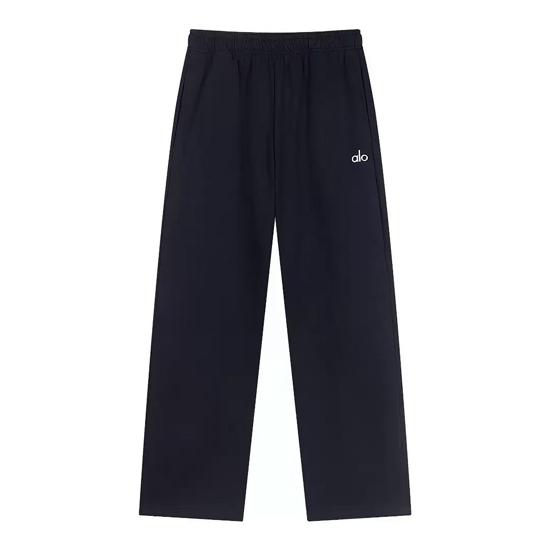 Alo Sweatshirt — 3d171e32 Angle 1