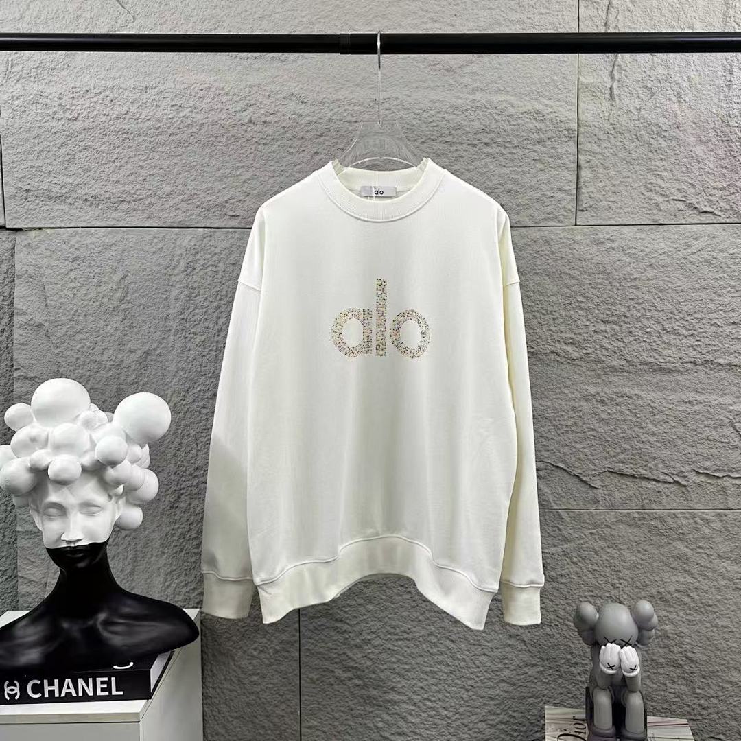Alo Sweatshirt — 3f8de1ae Angle 1