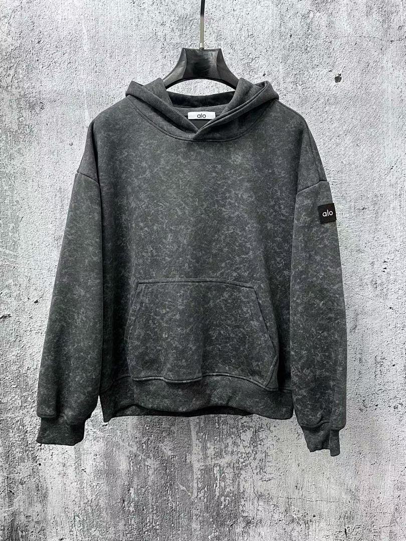 Alo Sweatshirt — 91fe7f7b Angle 1