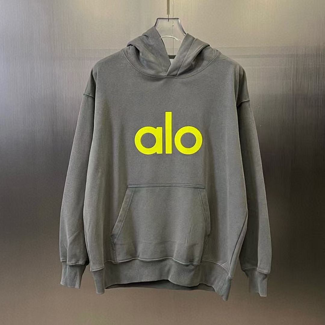 Alo Sweatshirt — bf0ff446 Angle 1