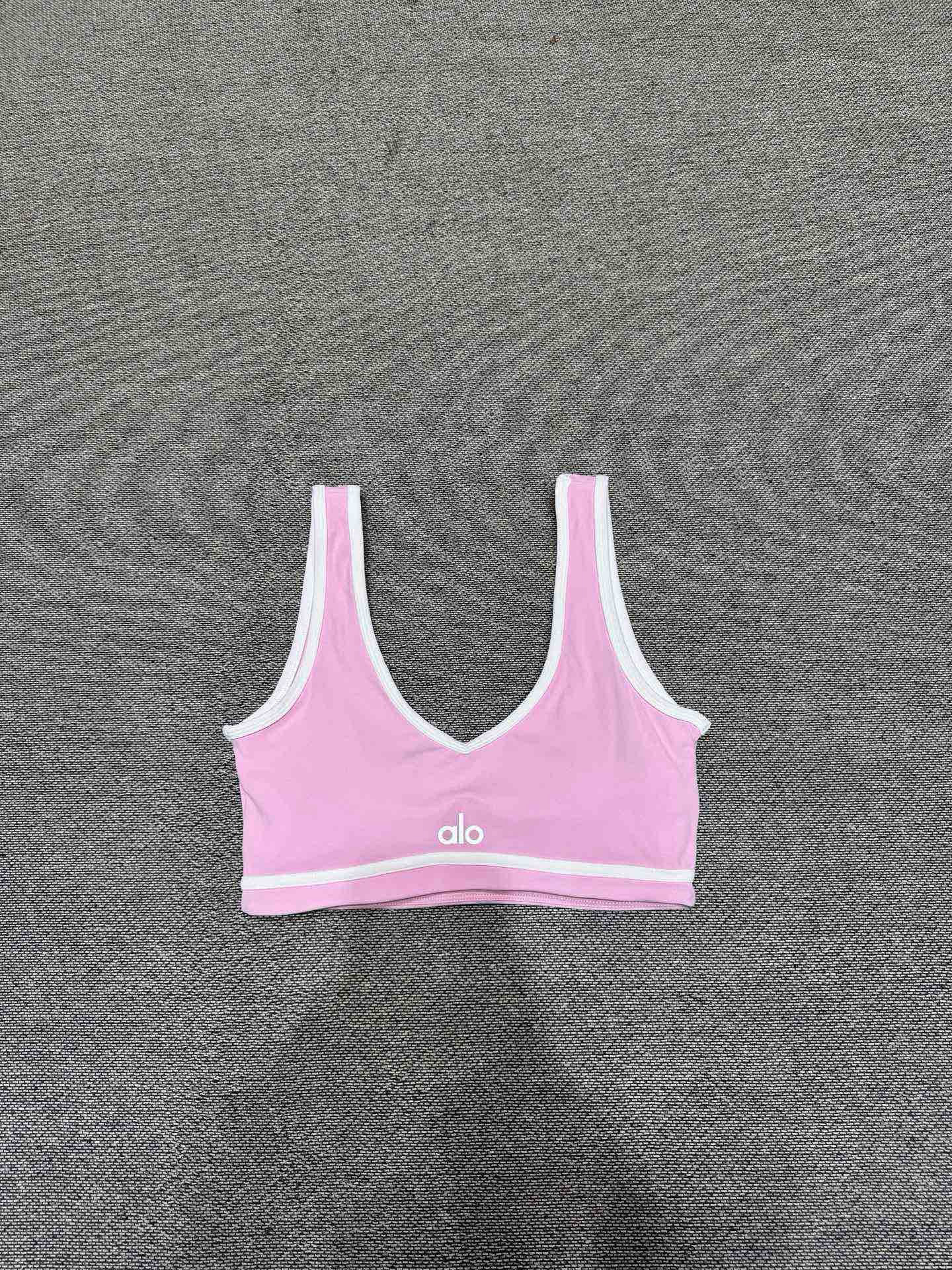 Alo T-Shirt — 19bd108f Angle 1