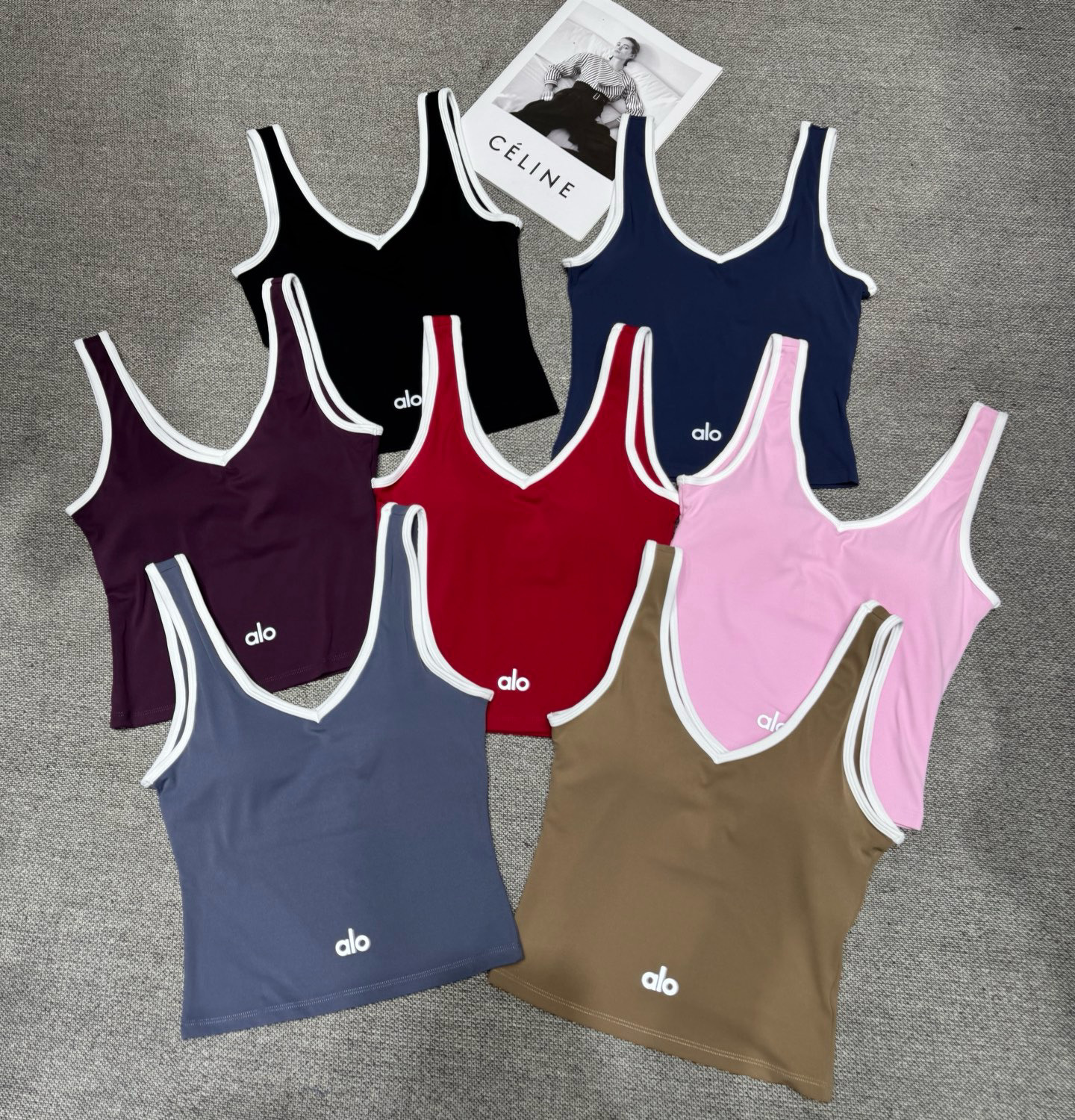 Alo T-Shirt — 1dde1433 Angle 1