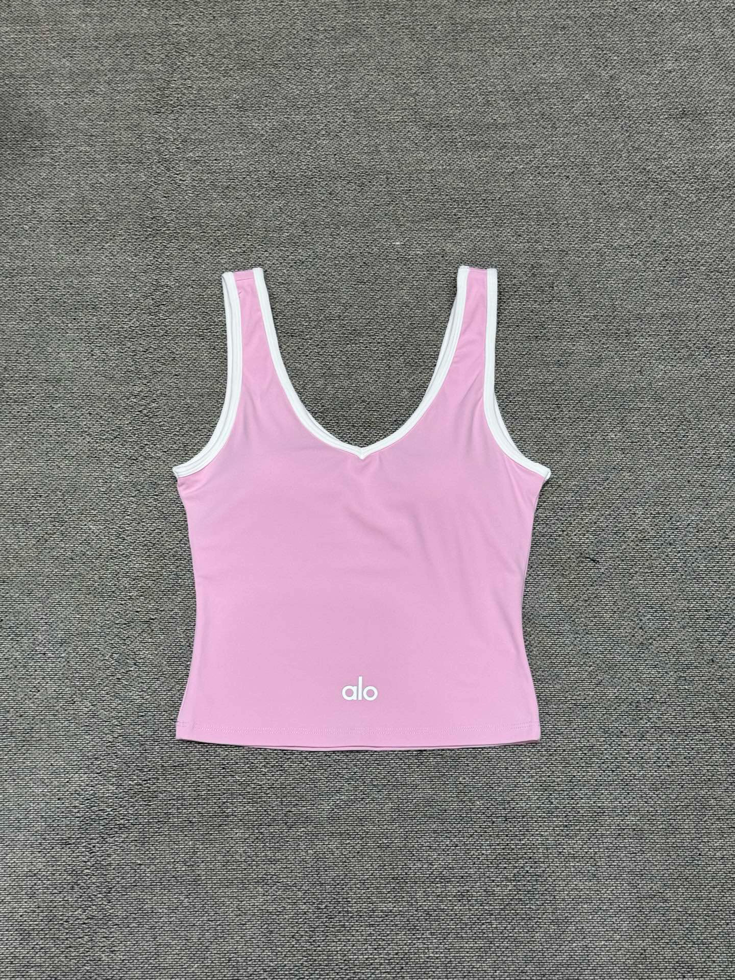 Alo T-Shirt — 6d4d82f0 Angle 1