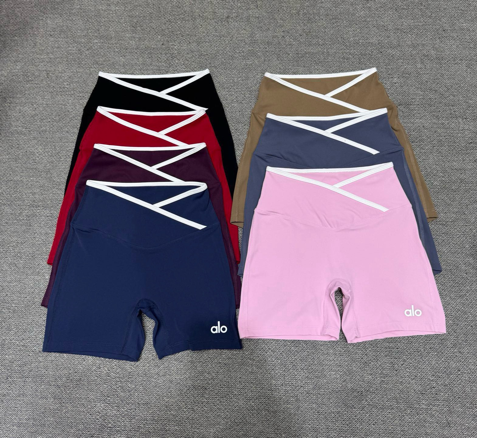 Alo T-Shirt — a3d49ce4 Angle 1